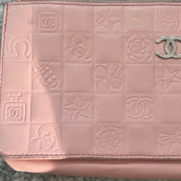 Vintage Chanel Pink Lambskin Precious Symbols Pochette - Picture 15 of 15